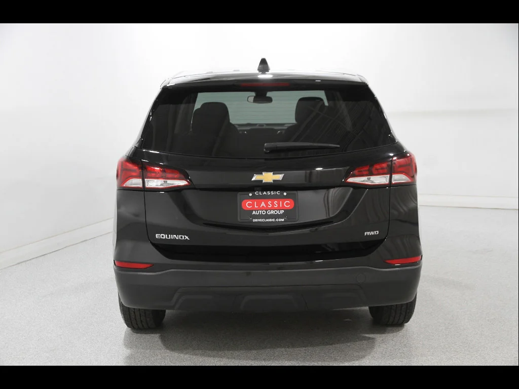 2022 Chevrolet Equinox LS - Photo 19