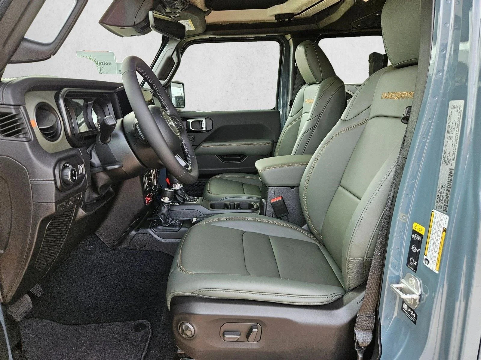 New 2026 Anvil Clearcoat Jeep Mojave X image 3