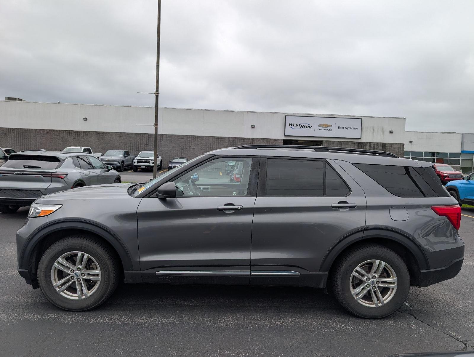 Used 2022 Carbonized Gray Ford XLT image 5