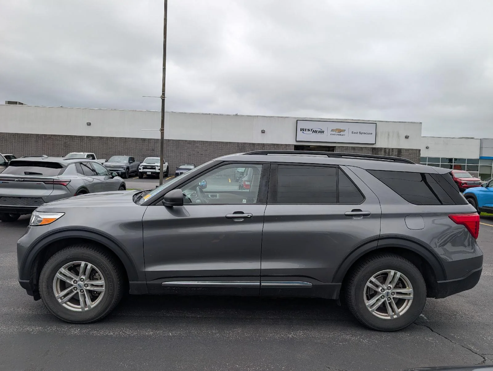 Used 2022 Carbonized Gray Ford XLT image 5