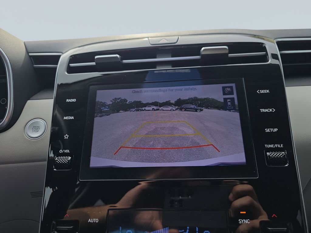 Used 2024 White Pearl Hyundai SEL image 24
