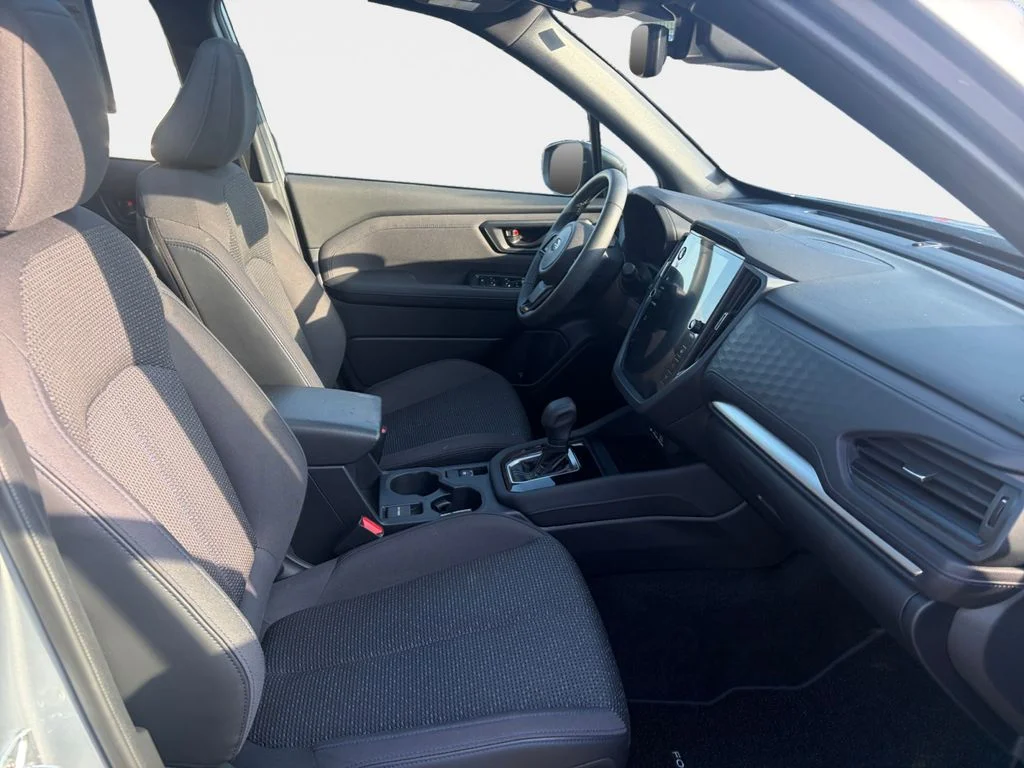 Used 2025 Ice Silver Metallic Subaru Premium image 19