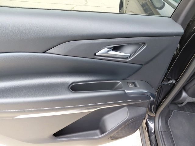 Used 2026 Black Chevrolet LT image 29