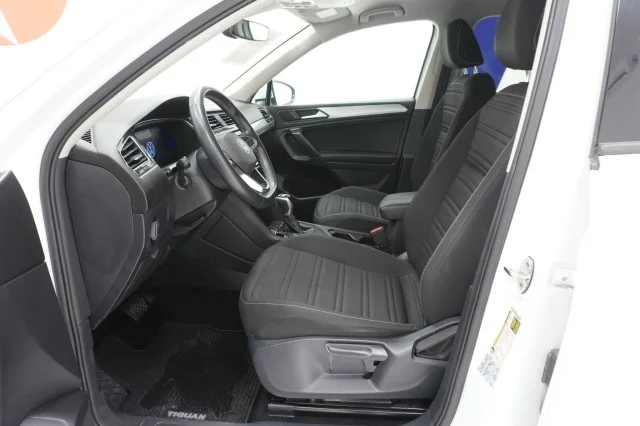 Used 2022 WHITE Volkswagen S image 18