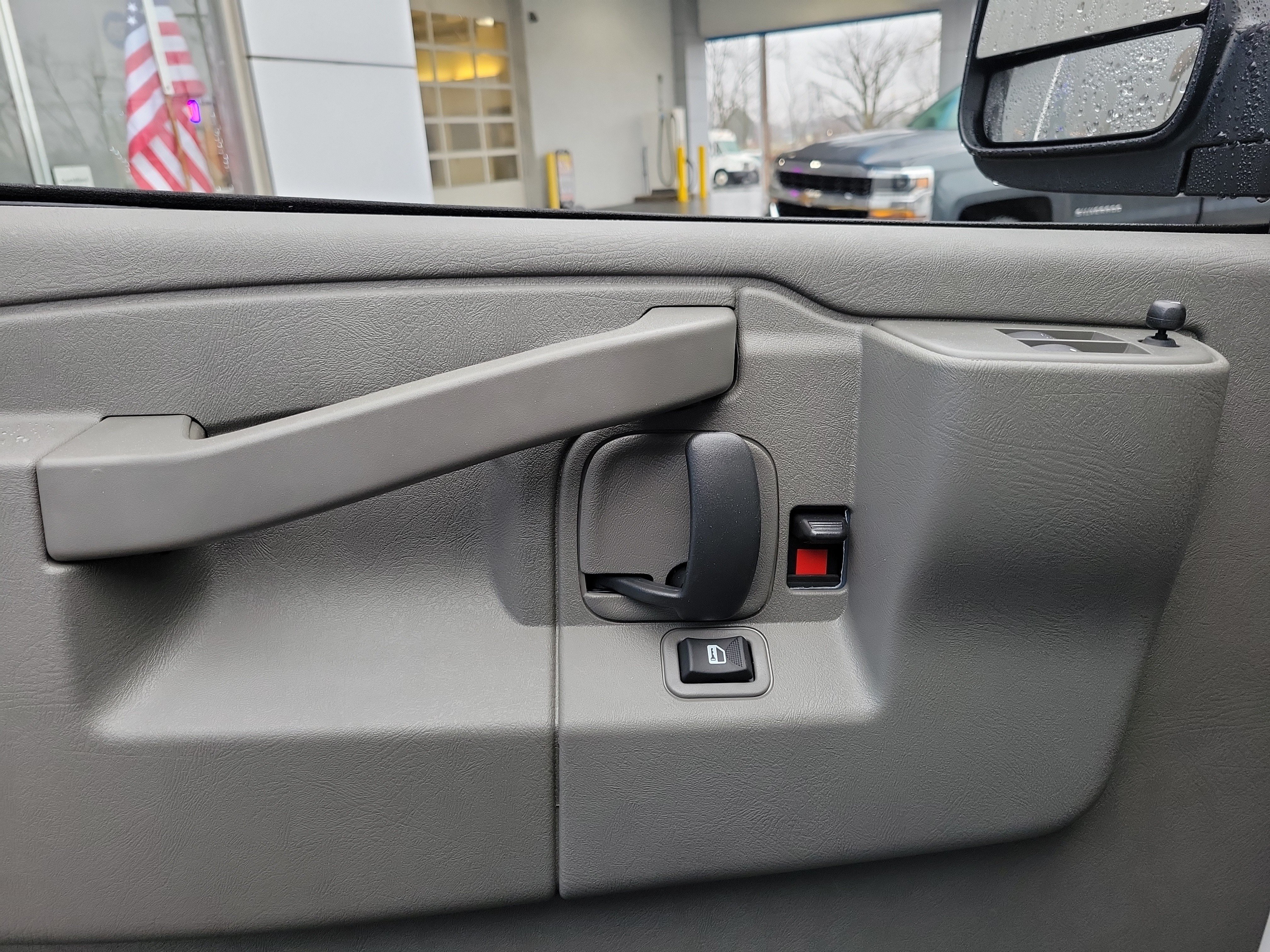 2025 Chevrolet Express Cargo Work Van - Photo 17