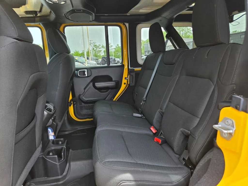 Certified Used 2021 Baja Yellow Clearcoat Jeep Unlimited Sport Altitude image 27