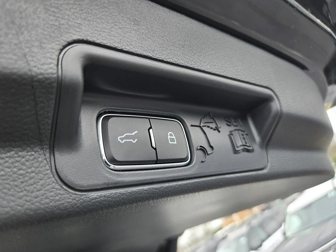 New 2026 Agate Black Metallic Ford Tremor image 27