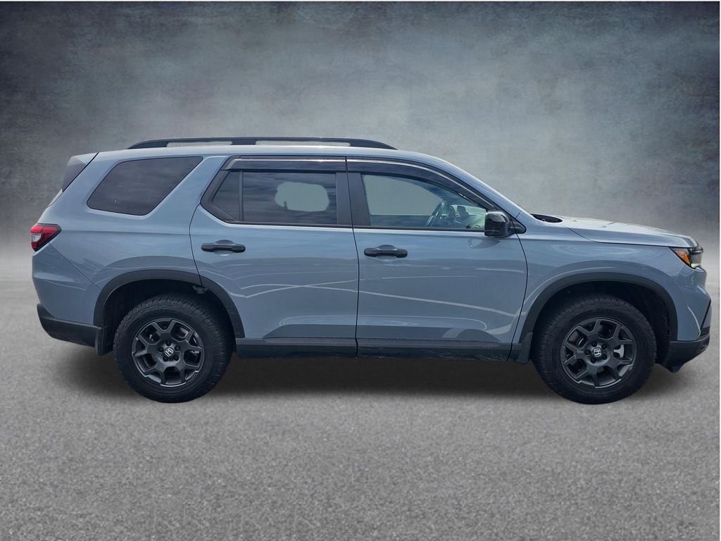 2025 Honda Pilot TrailSport AWD's photo
