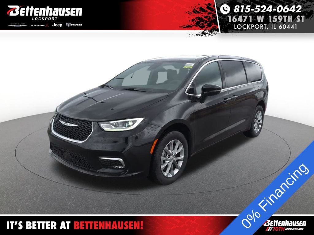 2026 Chrysler Pacifica Select AWD's photo