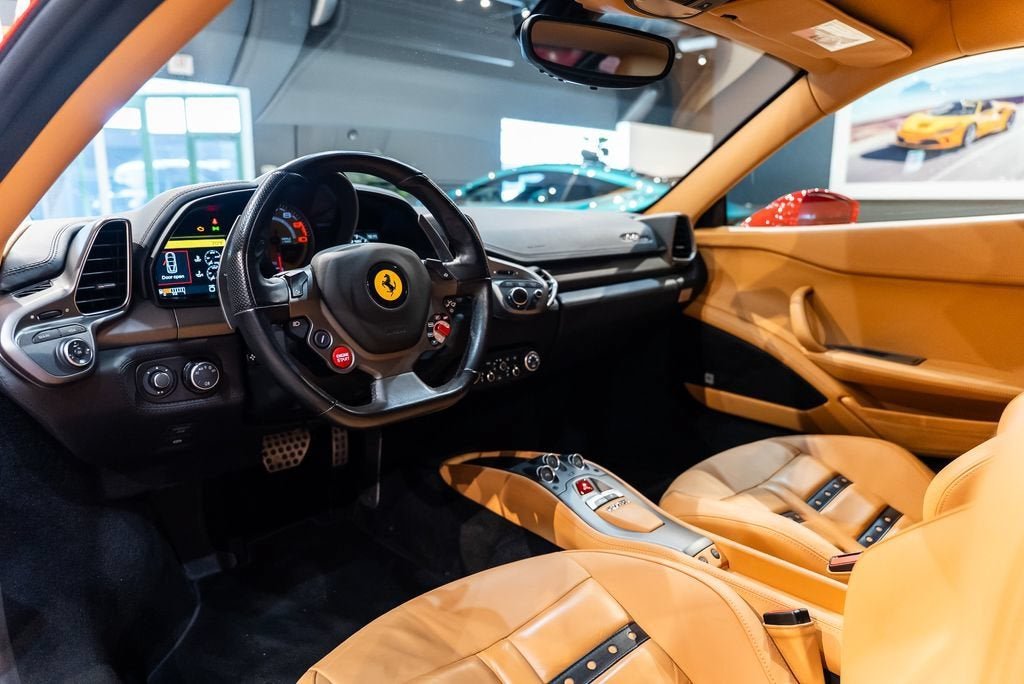 Used 2010 Rosso Corsa Ferrari Base image 27