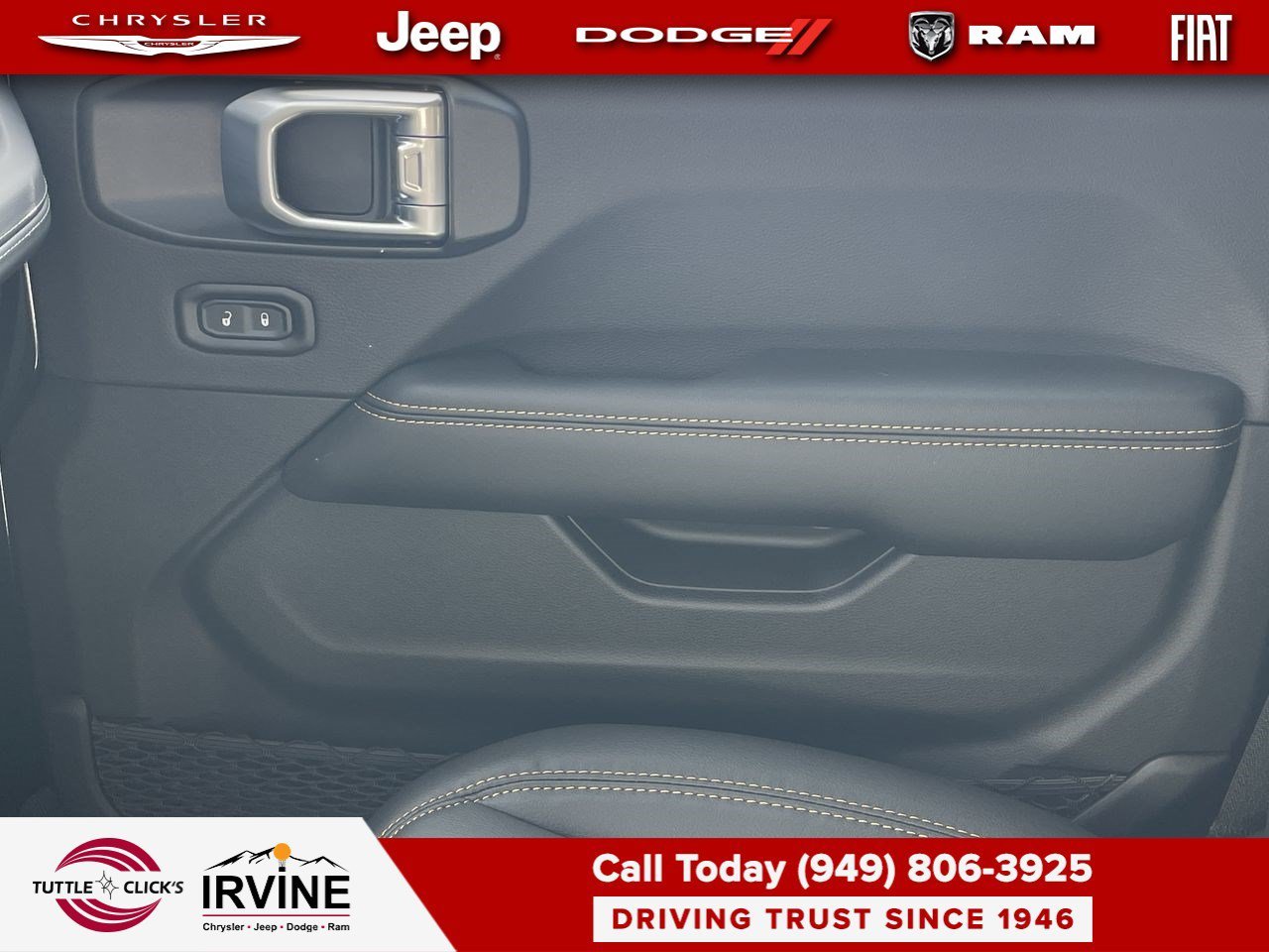 New 2026 Black Clear-Coat Exterior Paint Jeep Sahara image 21