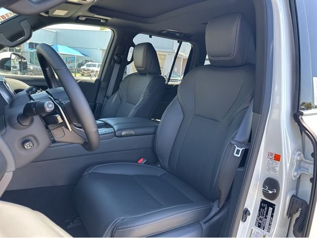 New 2026 Eminent White Pearl Lexus LX 700h LUXURY image 16