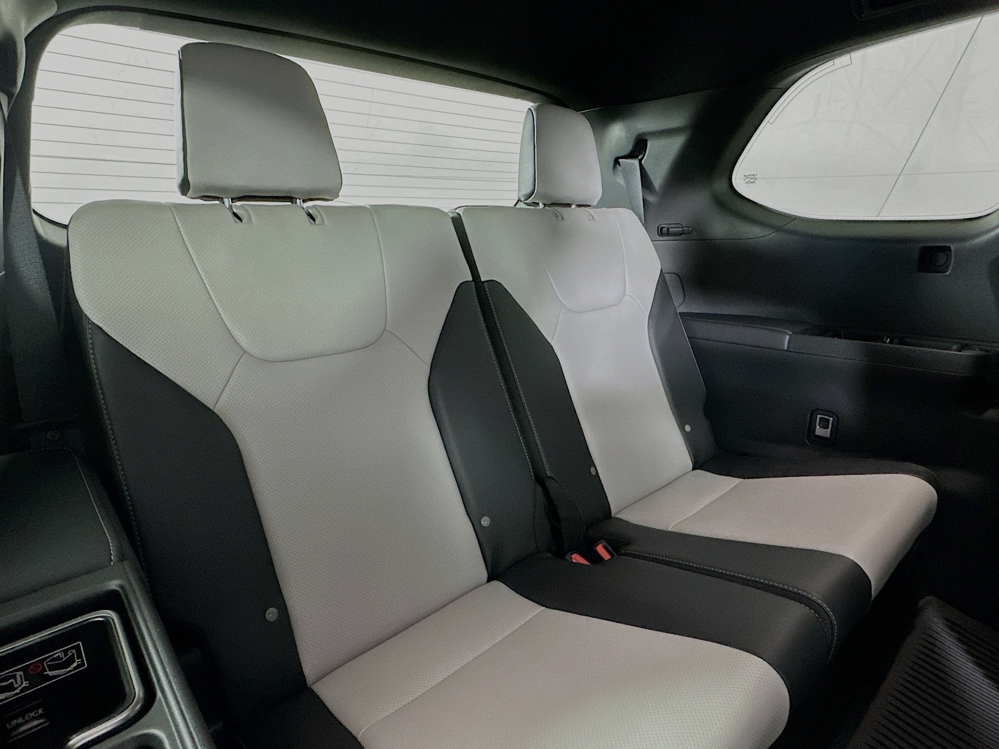 2026 Lexus TX 500h F-Sport Premium - Photo 25
