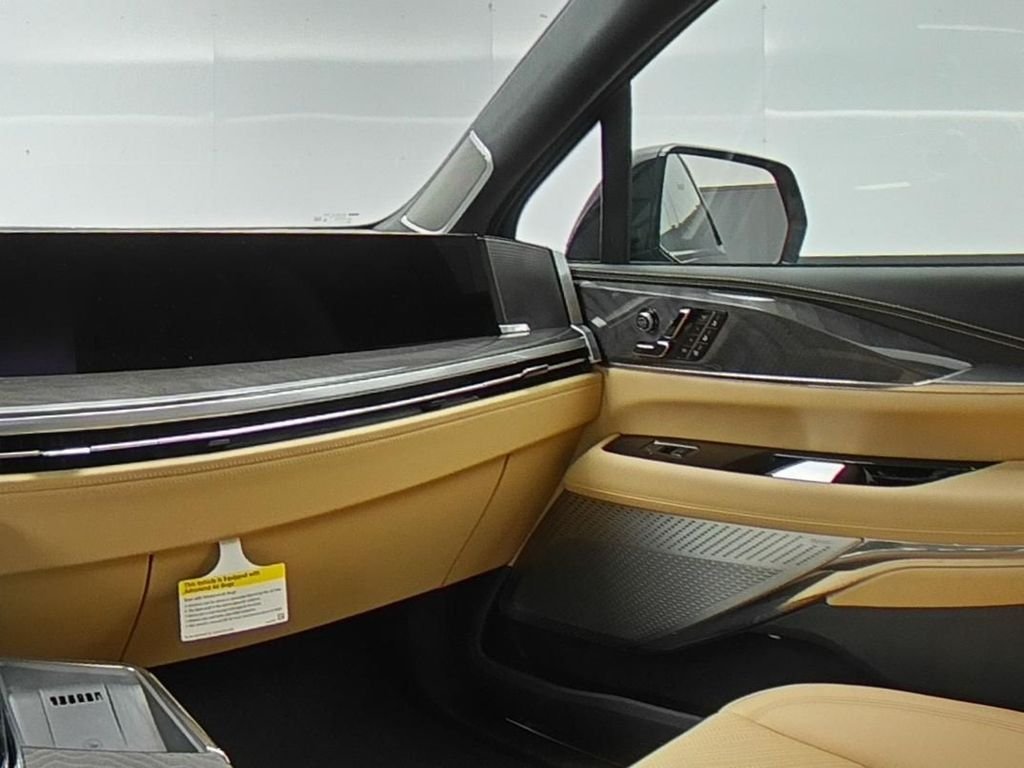 2025 Cadillac Escalade IQ Sport 2 - Photo 11