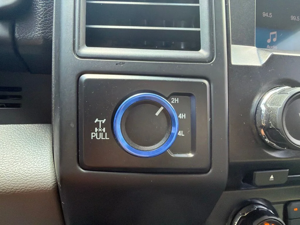 Used 2018 Gray Ford XL image 42