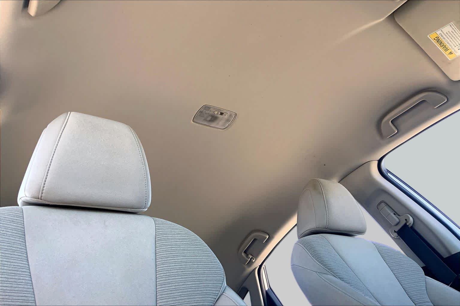 Used 2022 Platinum White Pearl Honda EX image 12