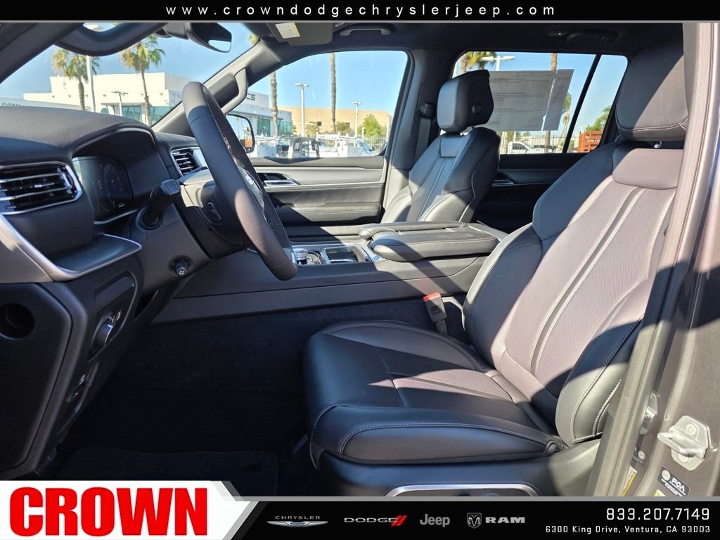 New 2026 Baltic-Gray Metallic Clear-Coat Exterior Paint Jeep Limited Altitude image 17