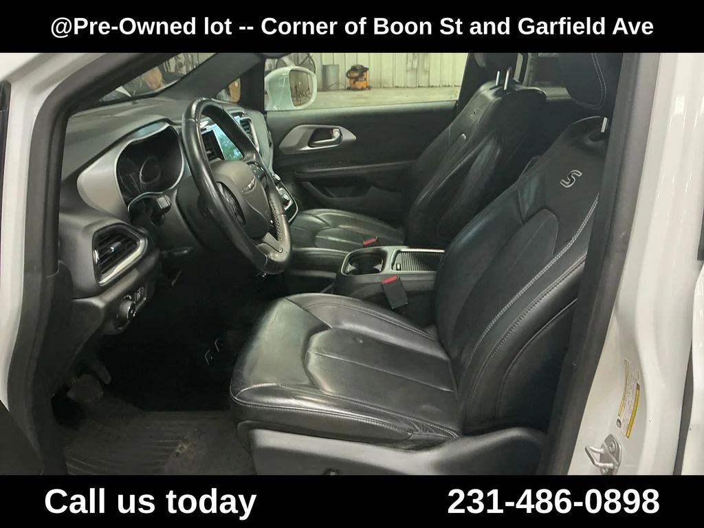 Used 2018 White Chrysler Touring L Plus image 14