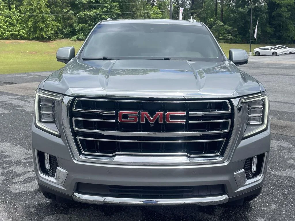 Used 2023 Sterling Metallic GMC SLT image 6