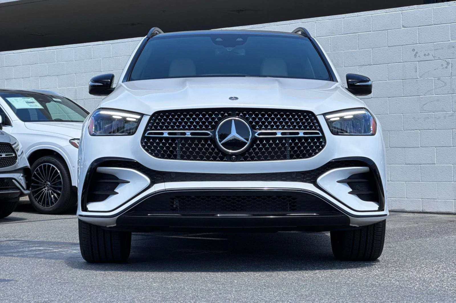 Certified Used 2026 White Mercedes-Benz GLE 450 image 9