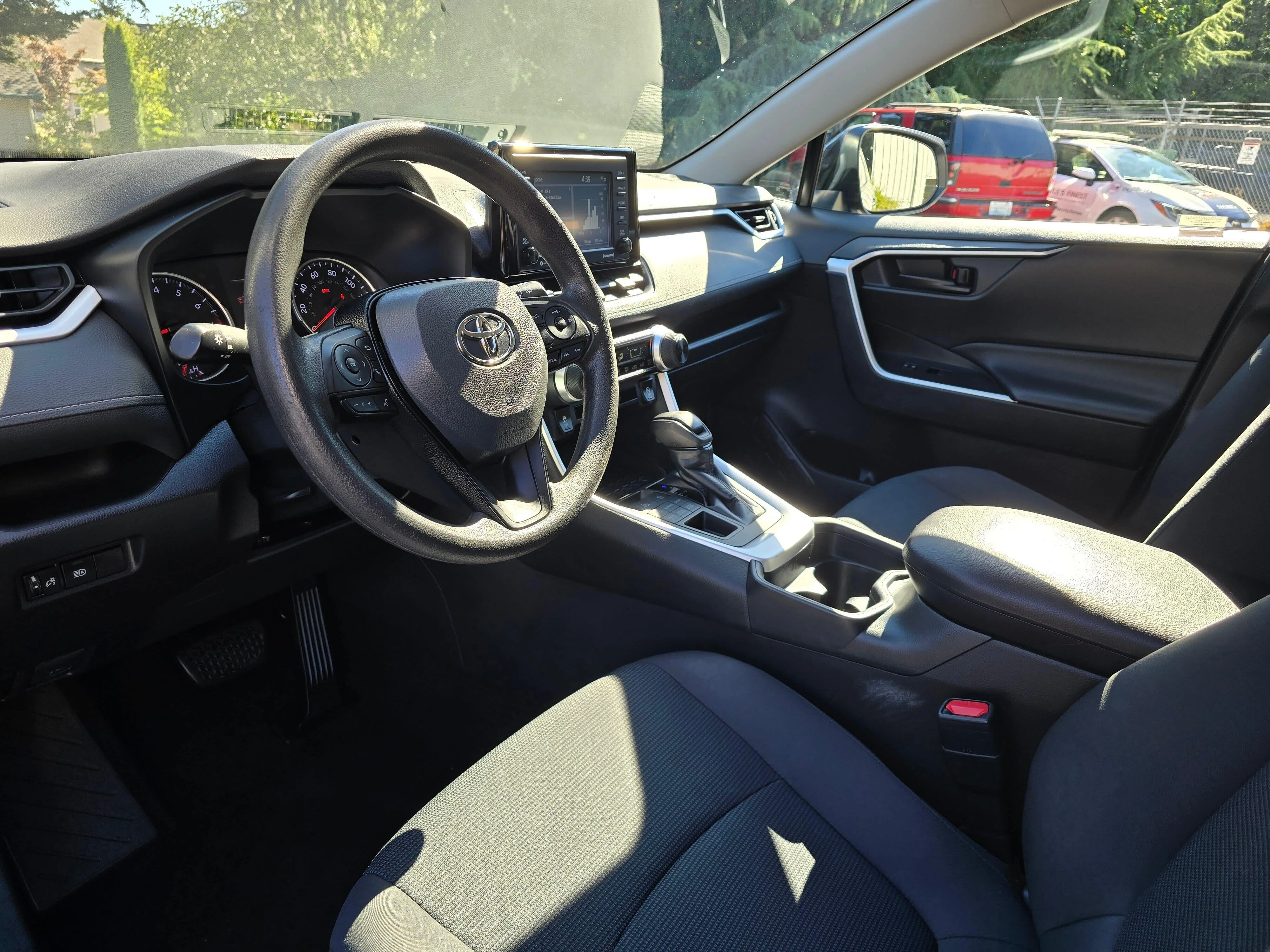 Used 2020 Magnetic Gray Metallic Toyota LE image 11