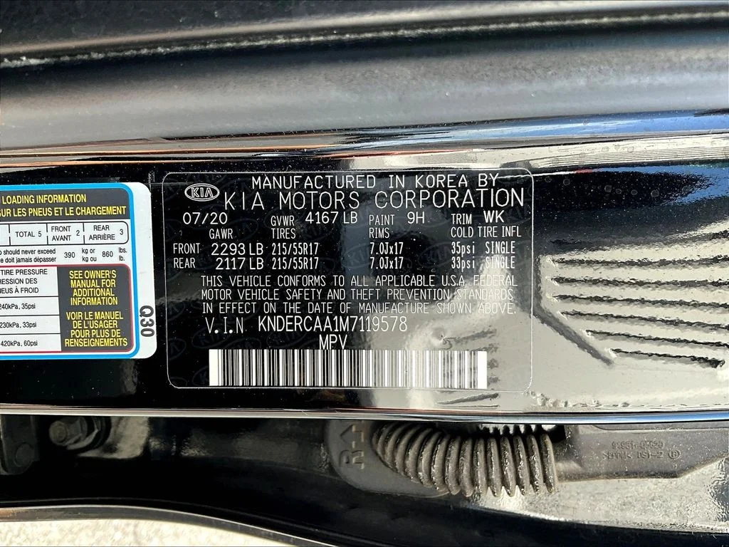 Used 2021 Black Kia EX image 19