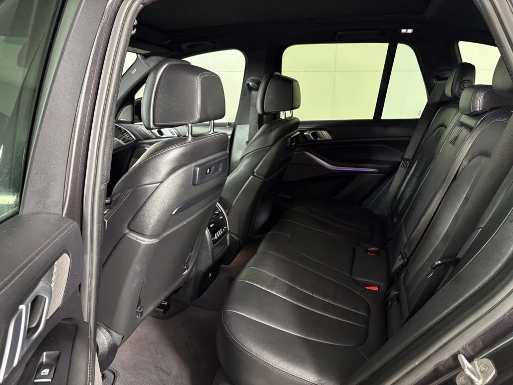 Used 2020 Gray BMW sDrive40i image 44
