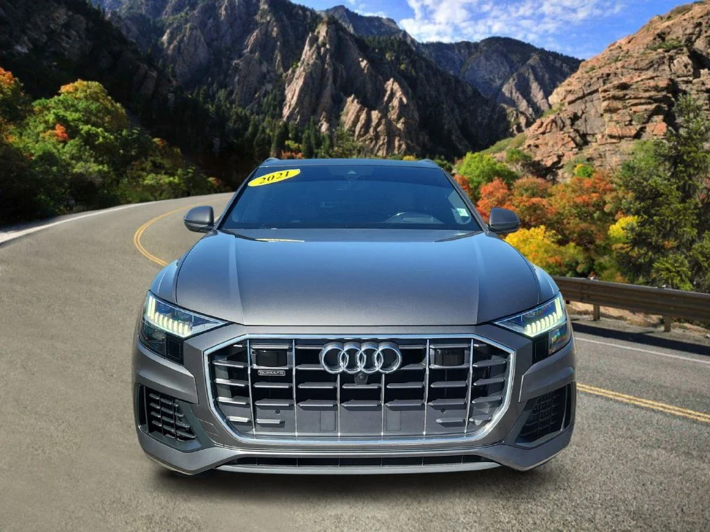 Used 2021 Gray Audi 55 Prestige image 6
