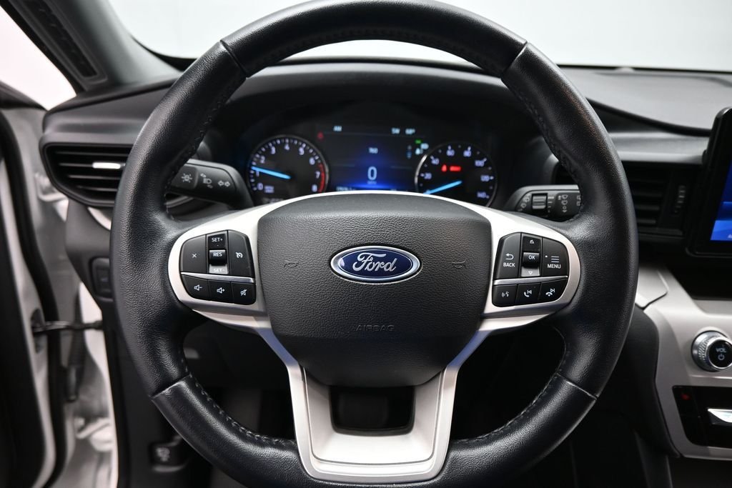 Certified Used 2023 White Ford XLT image 15