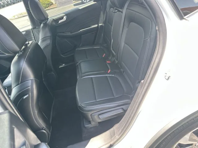 Used 2024 White Ford Platinum image 26