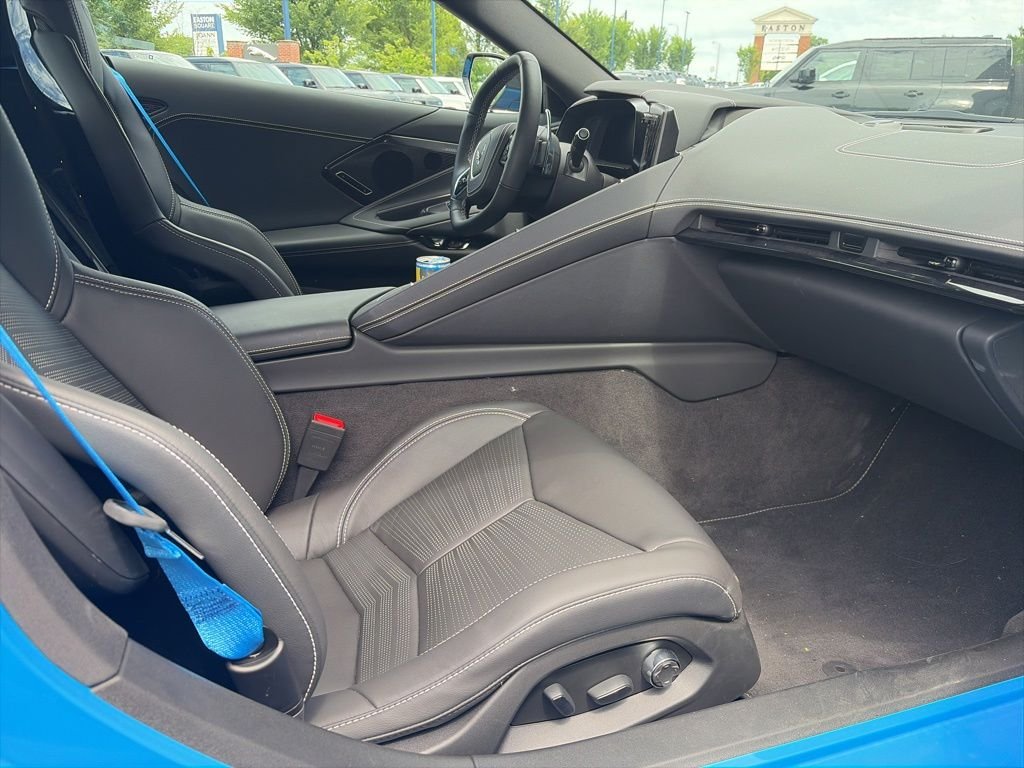 Used 2025 Blue Chevrolet Stingray image 13