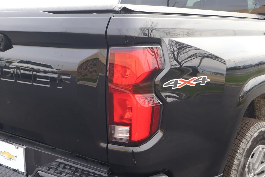 New 2026 Black Chevrolet LT image 7