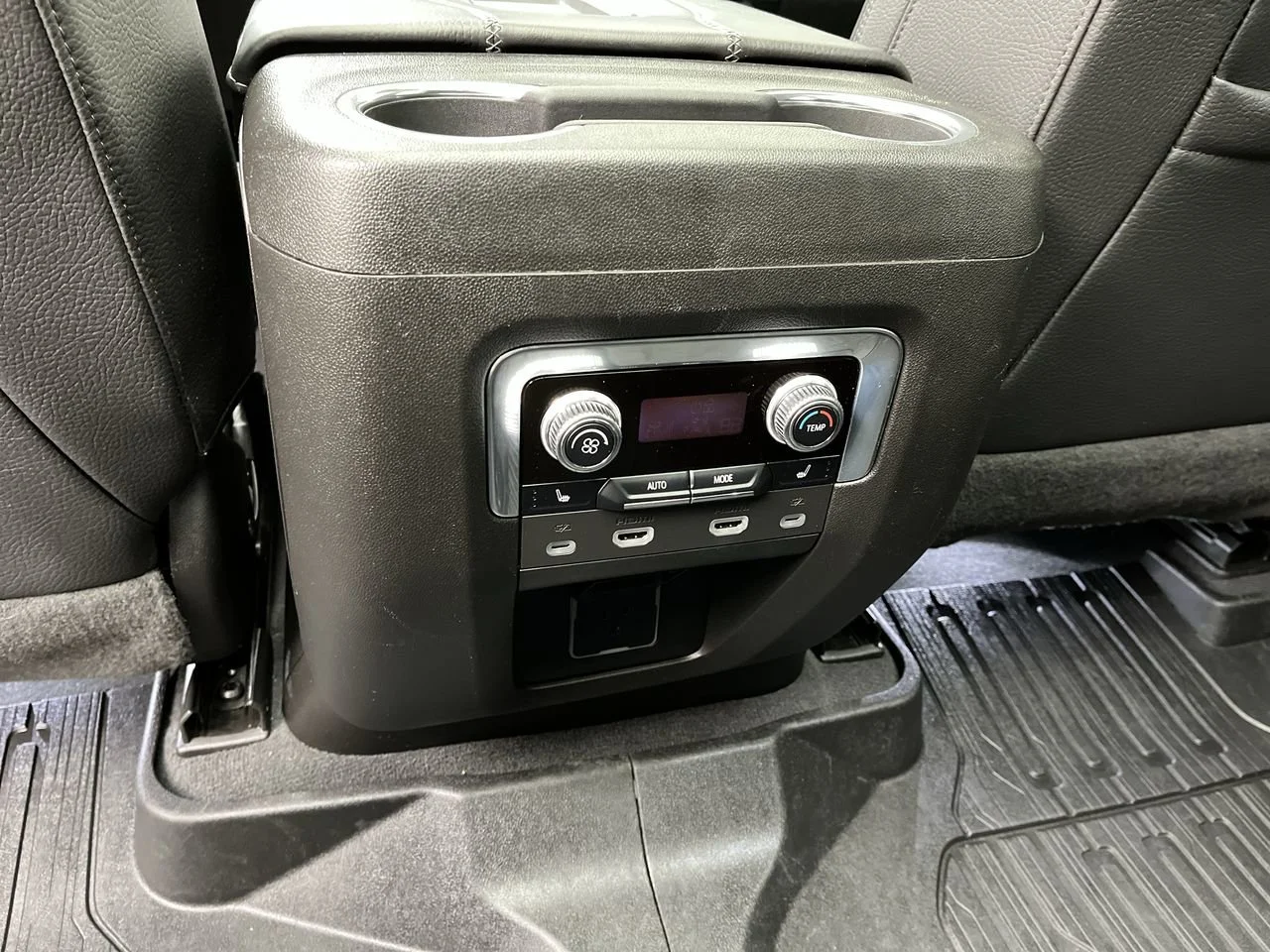 Used 2023 Sterling Metallic GMC Denali image 16