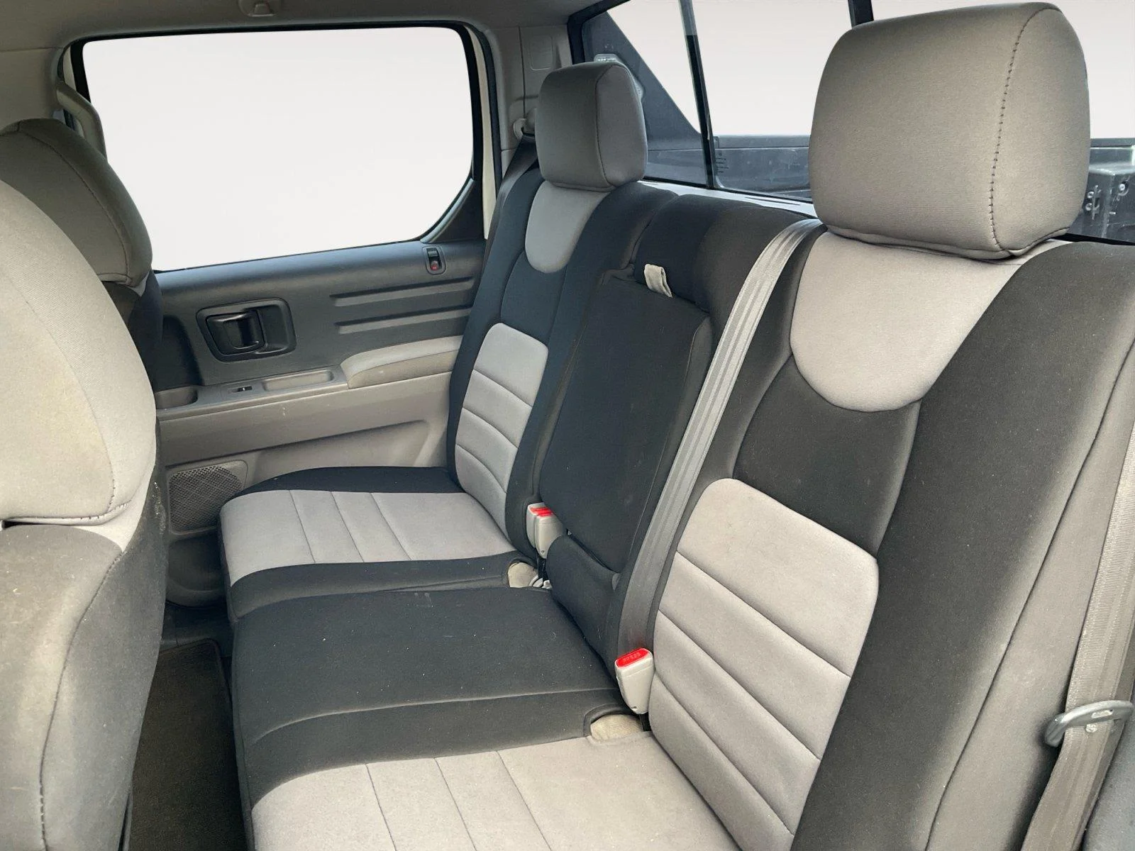 Used 2012 Taffeta White Honda RT image 13