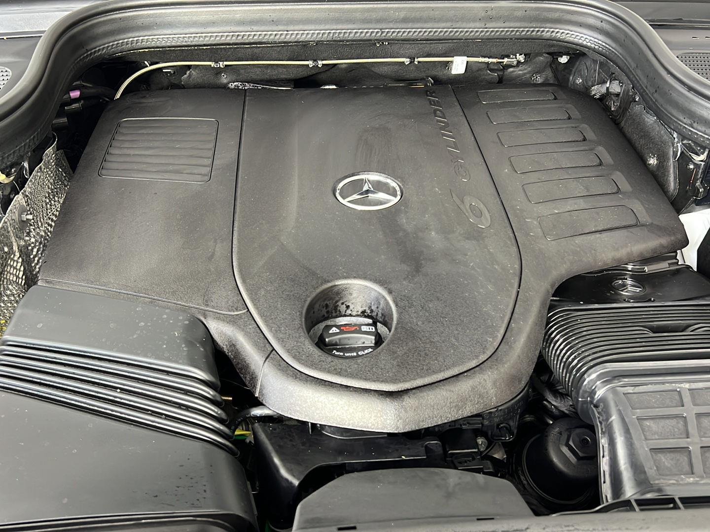 Certified Used 2026 Polar White Mercedes-Benz GLS 450 image 24