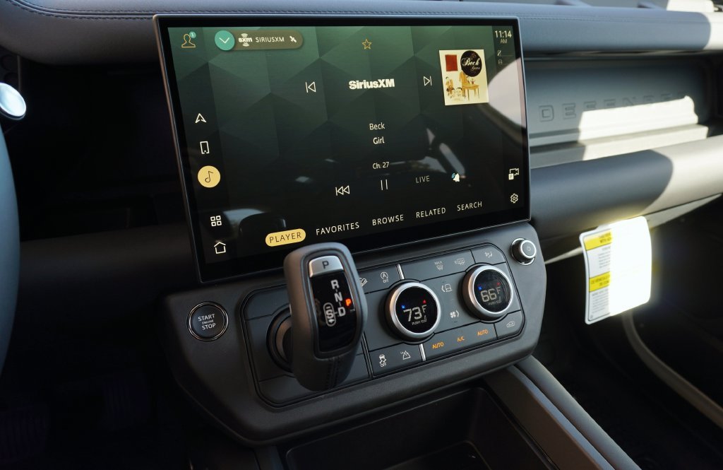 New 2026 Fuji White Land Rover S image 18