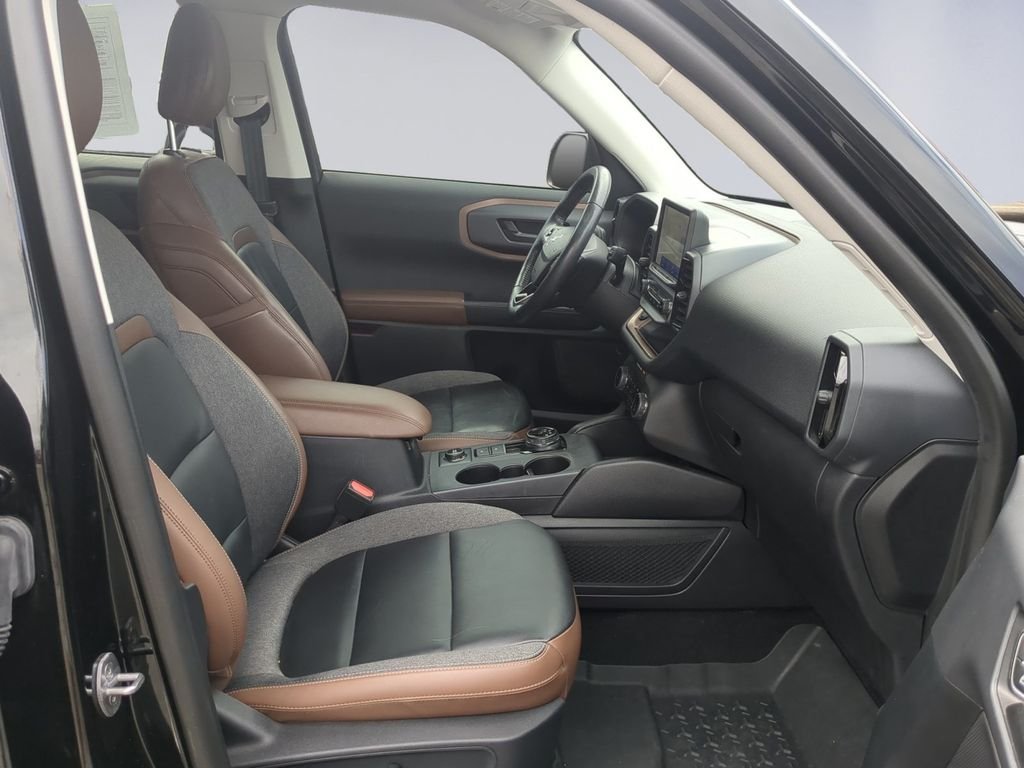 Used 2023 Black Ford Outer Banks image 19