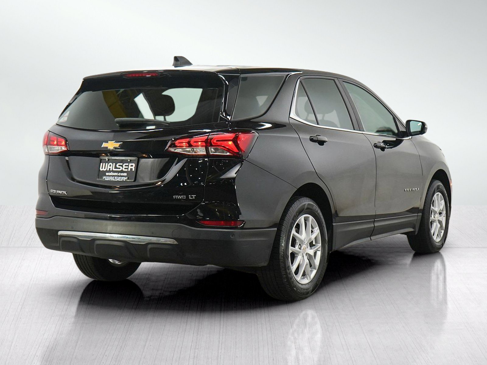 Used 2024 Mosaic Black Metallic Chevrolet LT image 5