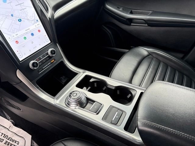 Used 2022 Black Ford SEL image 18