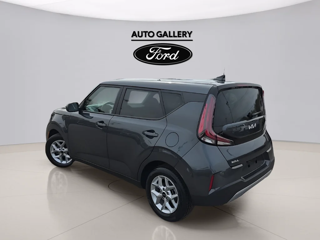 Used 2025 Gravity Gray Kia S image 5