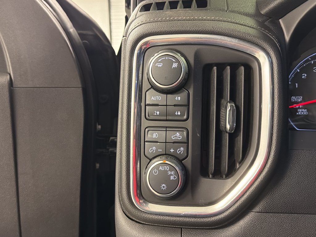Used 2019 Black Chevrolet LT Trail Boss image 28