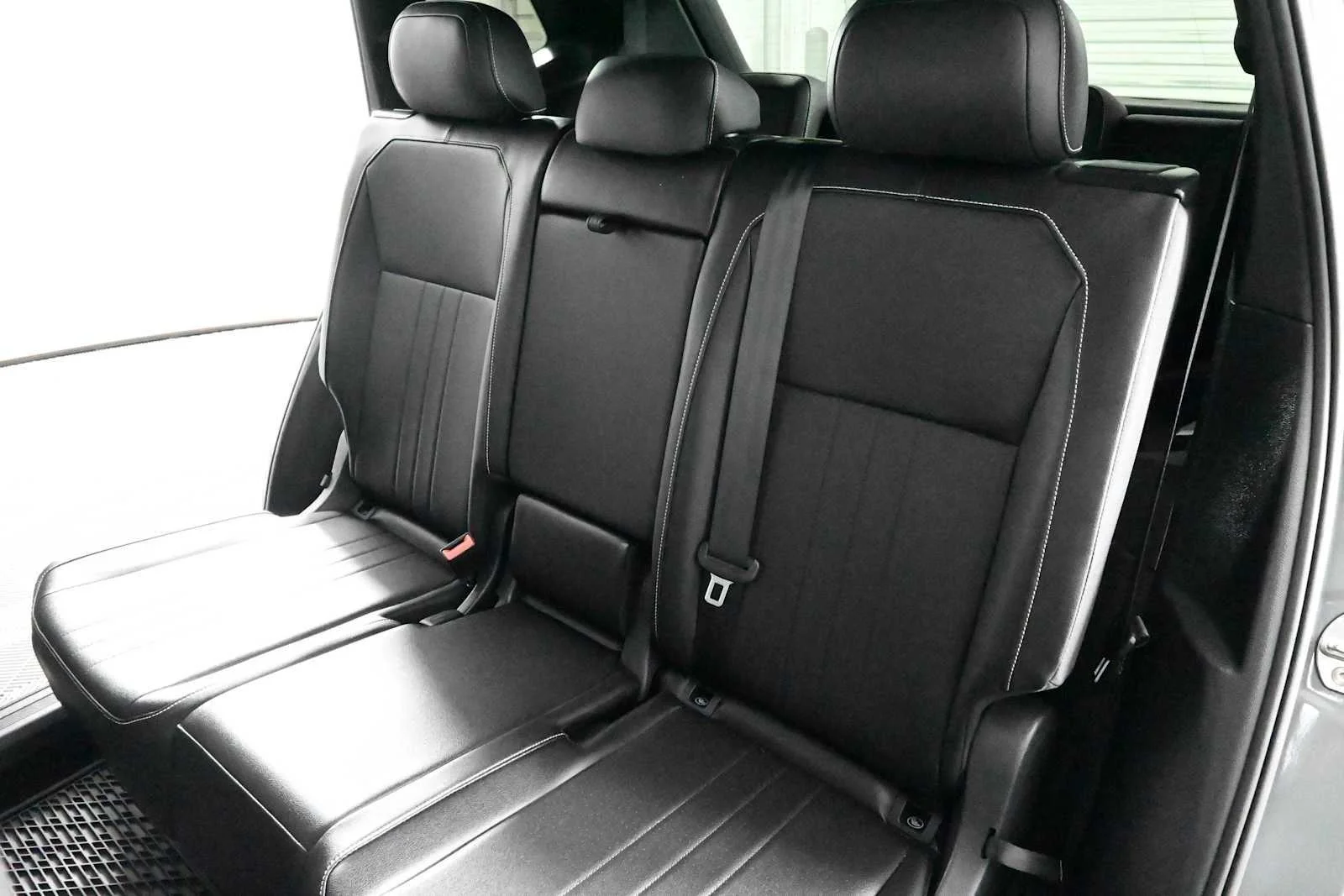Certified Used 2023  VOLKSWAGEN SE image 11