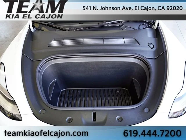Used 2022  Tesla Long Range image 44