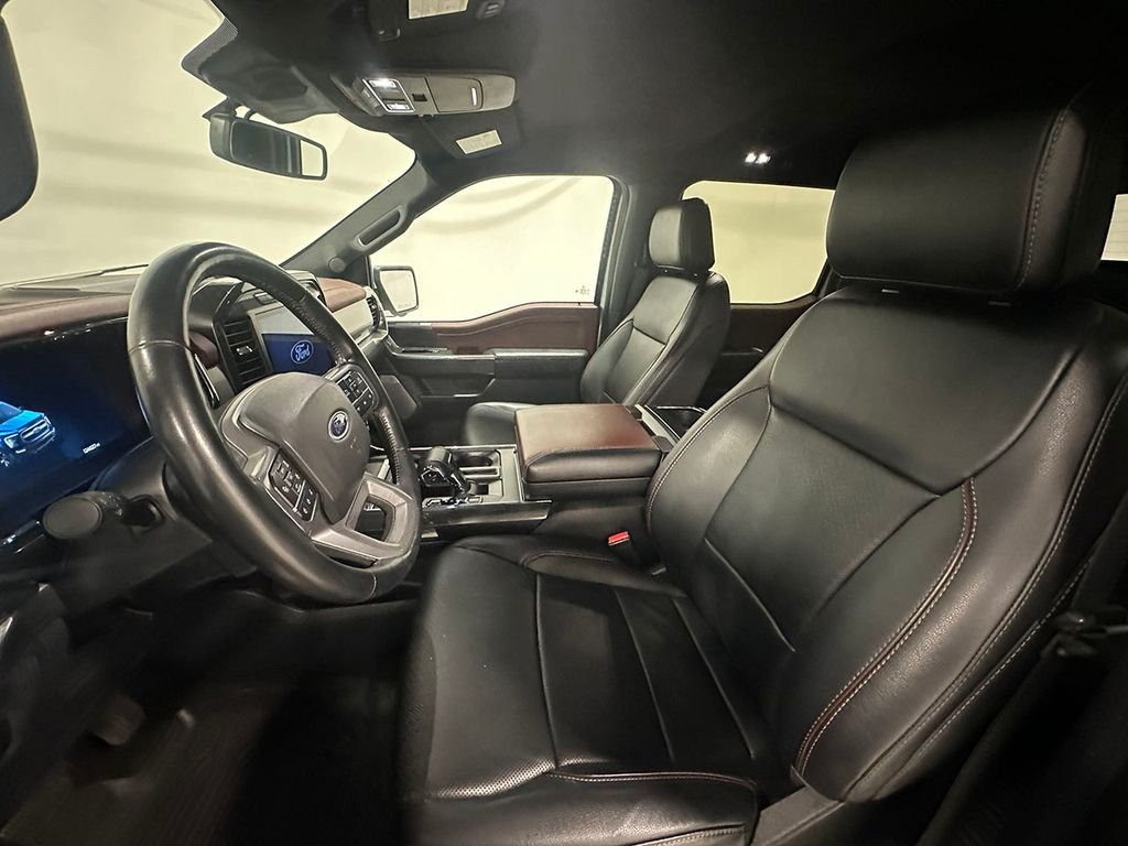Used 2022 White Ford Lariat image 3
