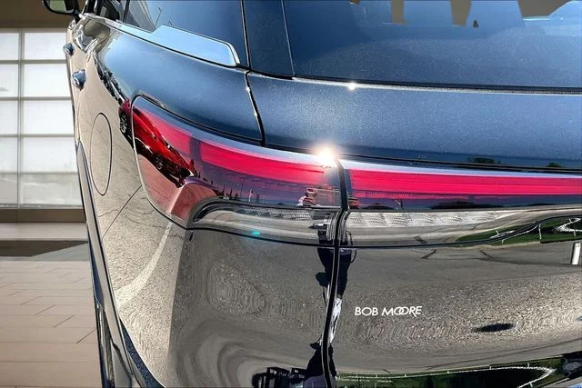 Used 2023 Black INFINITI LUXE image 30