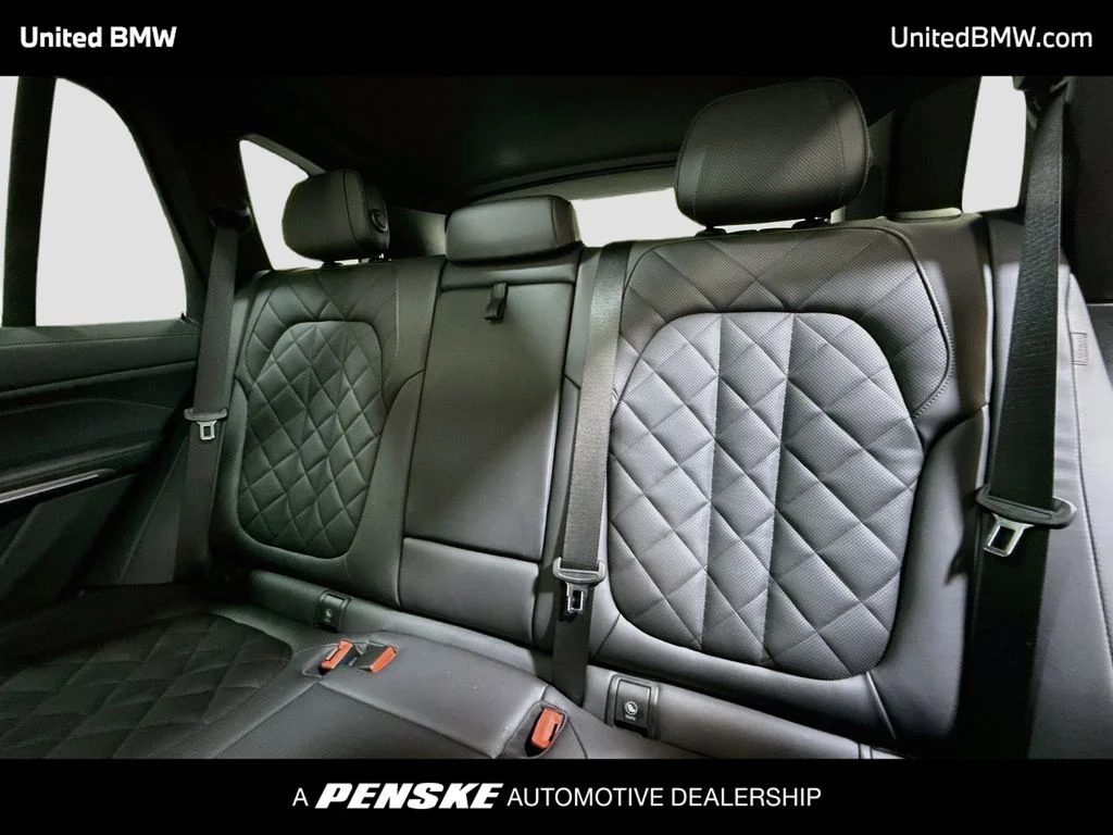 Used 2025 Skyscraper Grey Metallic BMW xDrive50e image 20