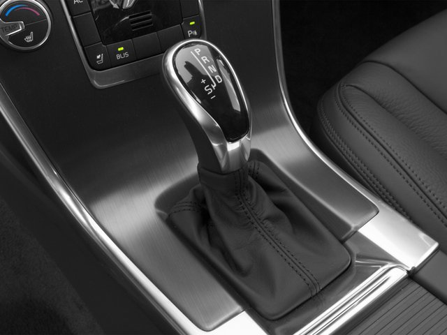 Used 2015 Black Volvo T6 R-Design Platinum image 10