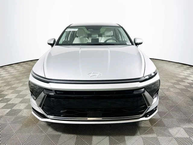 New 2026 Silver Hyundai SEL Sport image 8