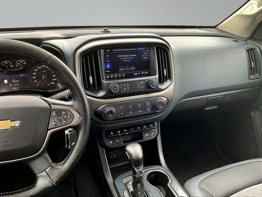 Used 2022 White Chevrolet Z71 image 12