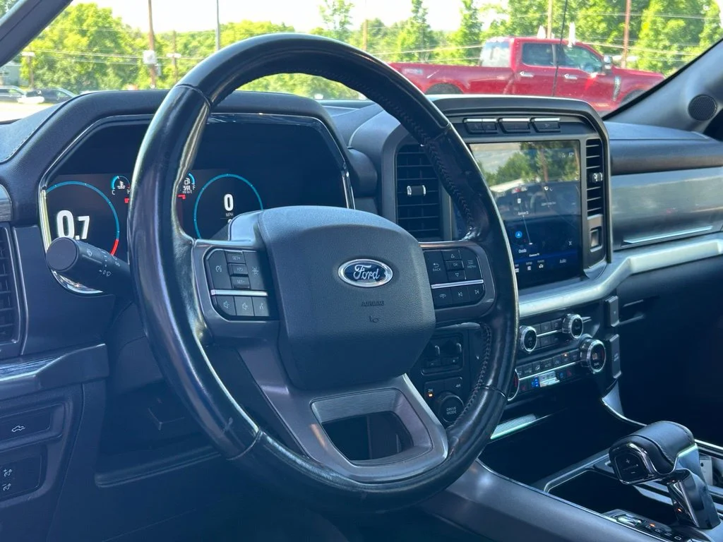 Used 2021 White Ford Lariat image 20